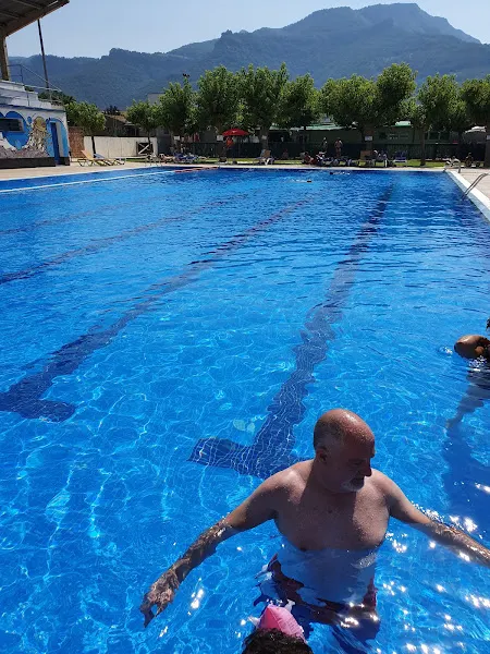 Piscina Municipal la Vall d'en Bas - La Vall den Bas