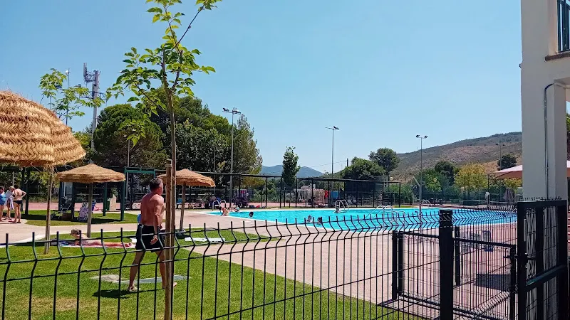 Polideportivo Municipal de Agullent - Polideportivo en Agullent - foto 2