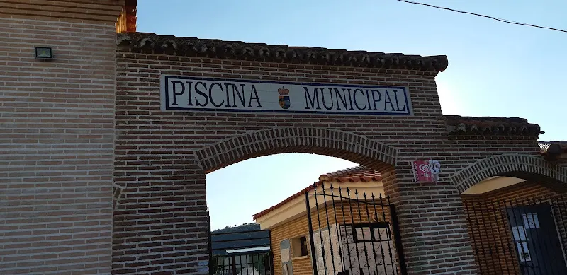 Piscina Pública Municipal de Aldeanueva de San Bartolomé. - Aldeanueva de San Bartolome