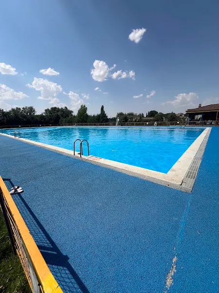 Piscina Municipal - Carrion de los Condes