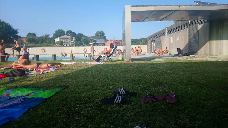Piscina Municipal De Sobrado - Sobrado