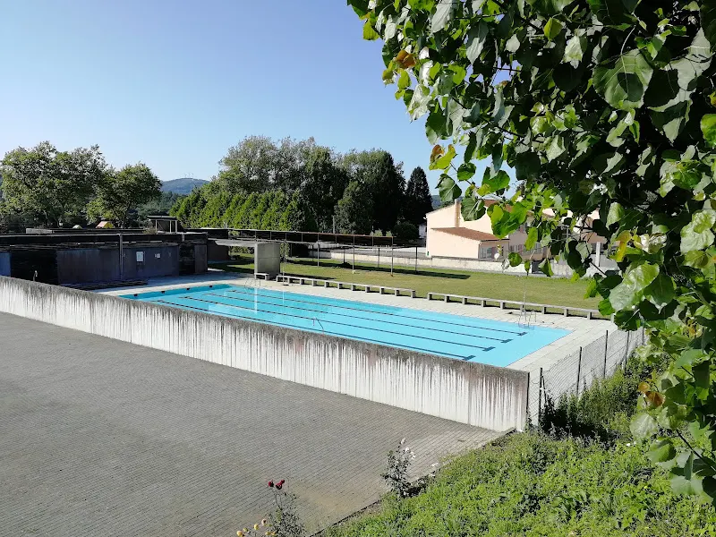 Piscina Municipal De Sobrado - Piscina en Sobrado - foto 2