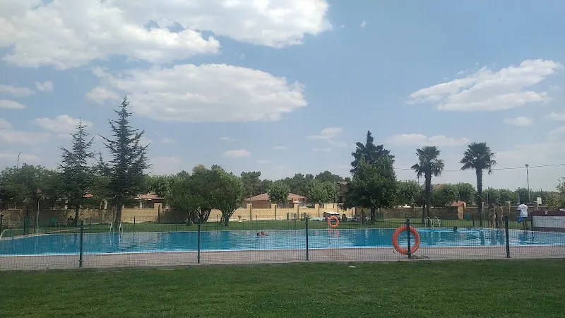 La Pisci de Coca - Piscina pública en Coca - foto 2