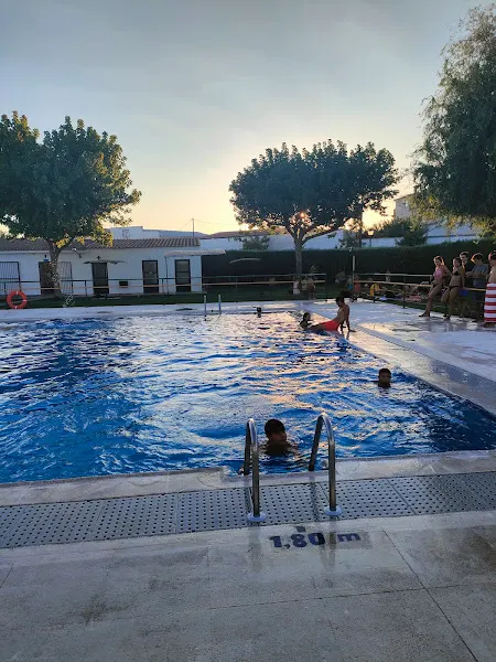 Piscina Municipal de Brozas - Brozas