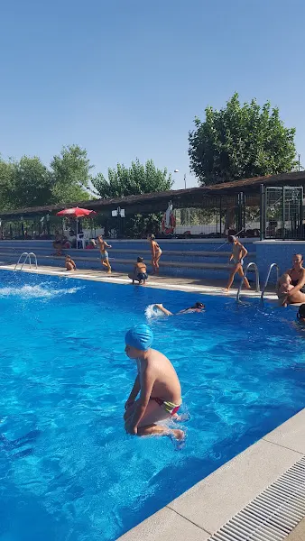 Piscina Pública Municipal de Carabaña - Carabana