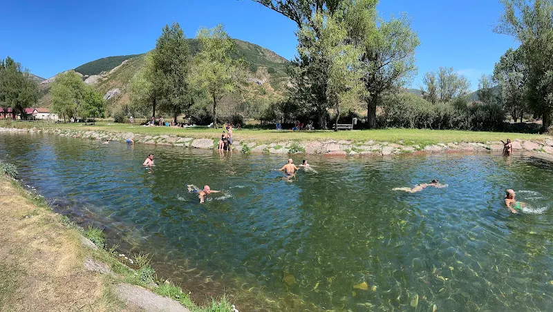 Piscina fluvial de Lugueros - Valdelugueros