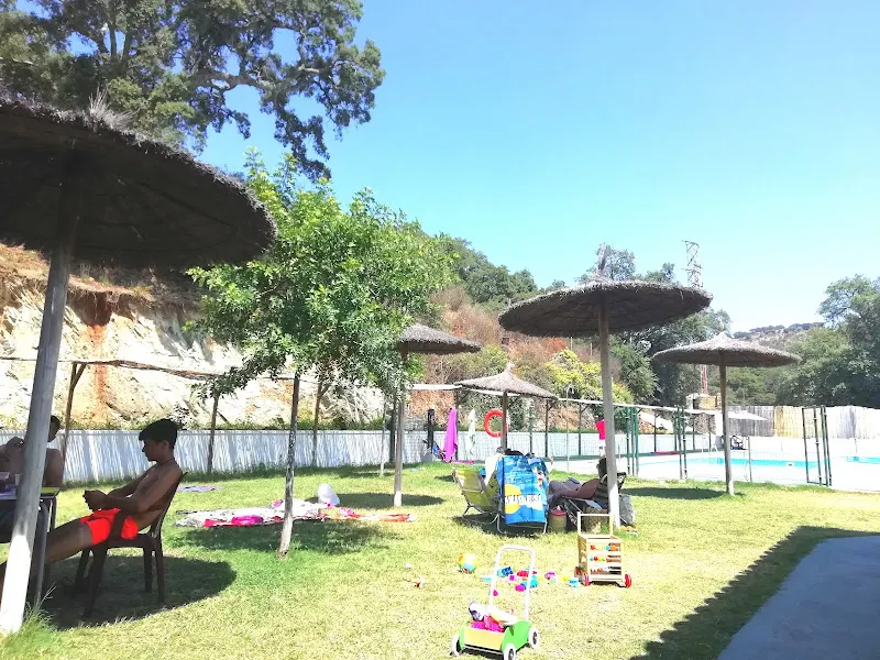 Piscina municipal de Almonaster - Almonaster la Real