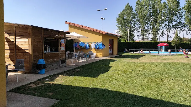 Piscinas municipales - Castrocalbon