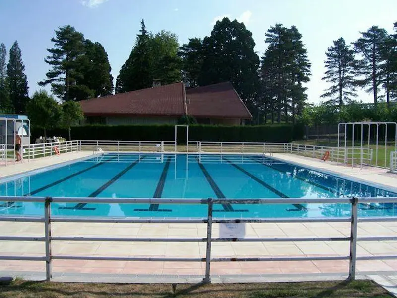 Piscina Pública Municipal de Olazagutía. - Olazti/Olazagutia
