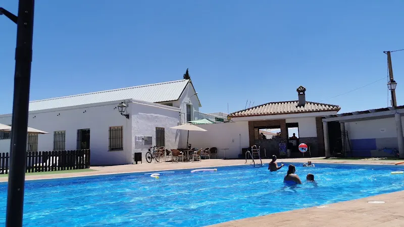 Piscina Municipal - Comares