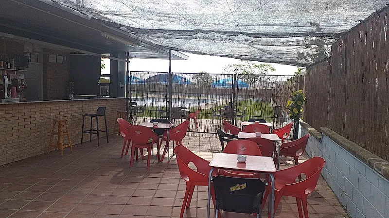 Piscinas Municipales Puigdelfí