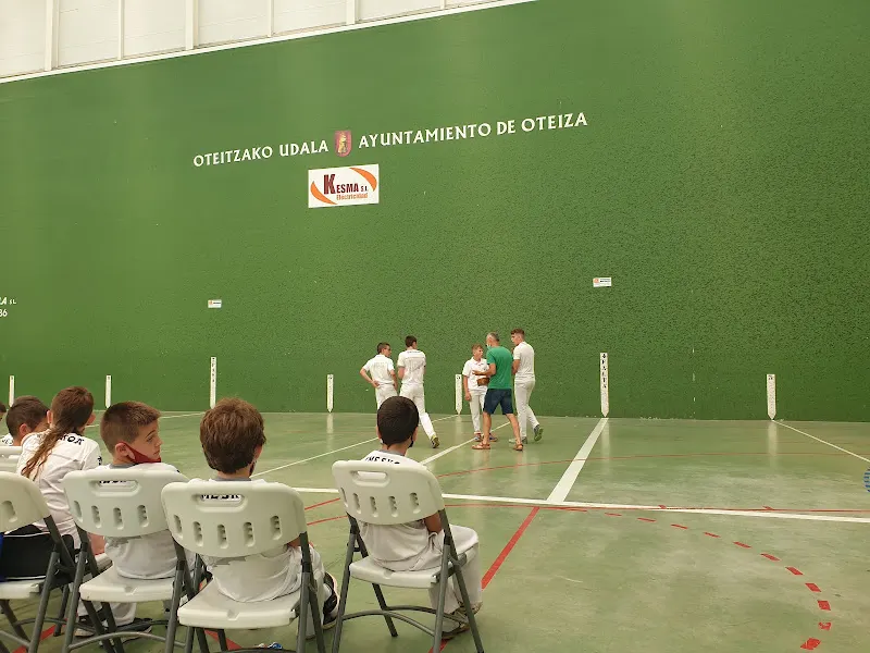 Polideportivo Municipal de Oteiza - Oteiza
