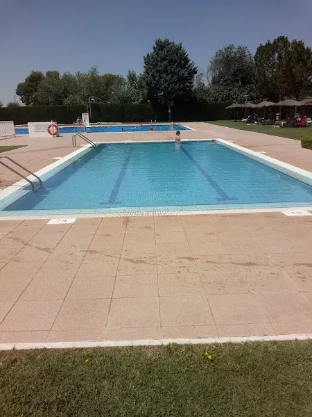 Piscinas municipales de Térmens - Piscina pública en Termens - foto 2