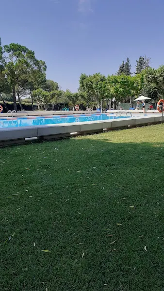 Piscina Pública Municipal de Binaced. - Piscina pública en Binaced - foto 2