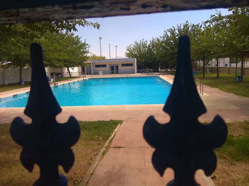 Piscina Municipal - Escanuela