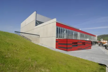 Polideportivo de Zierbena - Gimnasio en Zierbena - foto 2
