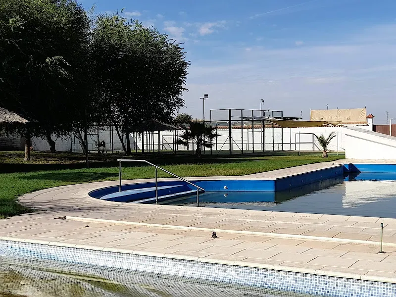 Piscina Municipal de Torrecampo - Torrecampo