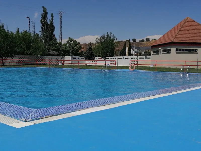 Piscina Municipal - Piscina en Santa Elena de Jamuz - foto 2