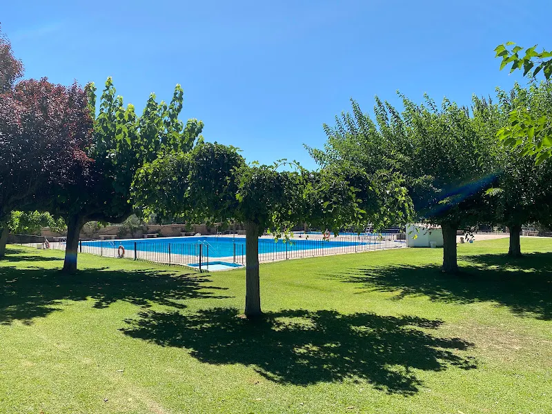 Piscina Pública Municipal de Fabara. - Piscina pública en Fabara - foto 2