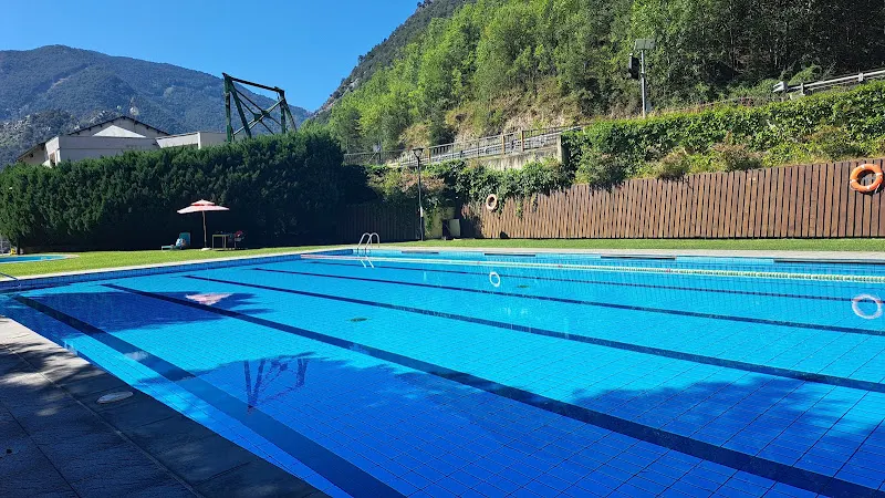 Piscina municipal de Llavorsí - Piscina pública en Llavorsi - foto 2