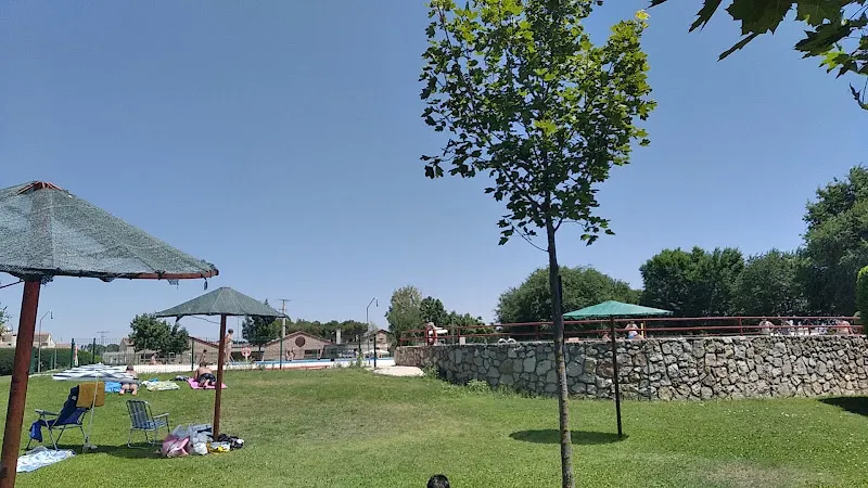 Piscinas Municipales de Mozoncillo - Mozoncillo