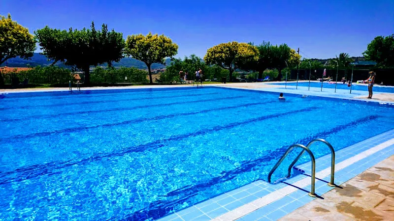 Piscina Pública Municipal de Castellnovo.