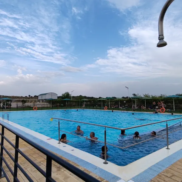 Piscina Pública Municipal de Belvís de Monroy. - Belvis de Monroy