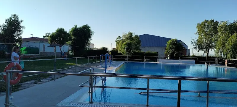 Piscina Municipal de La Cumbre - Piscina pública en Cumbre (La) - foto 2