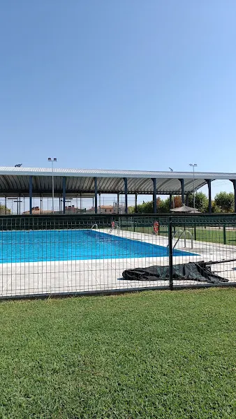 Piscina Pública Municipal de Sobradiel. - Piscina pública en Sobradiel - foto 2