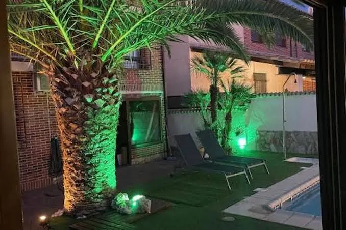 TOLEDO ENCANTADO Piscina y BBQ privada 2,5 km de Puy du Foy - Four-Bedroom House - Arges