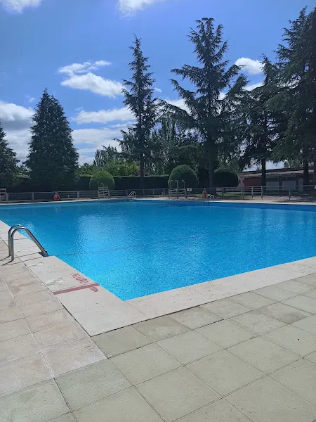 Piscina Municipal - Piscina pública en Aguilafuente - foto 2