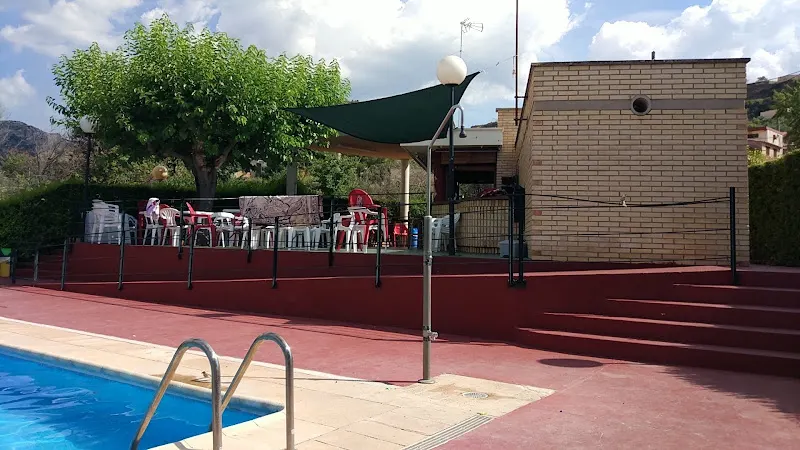 Piscina Pública Municipal de Peñarroya de Tastavíns. - Penarroya de Tastavins