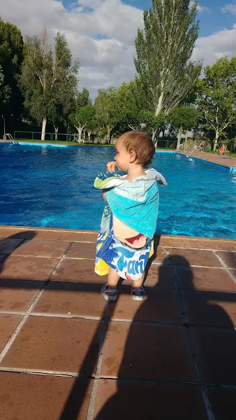 Piscina Pública Municipal de Azuara. - Azuara