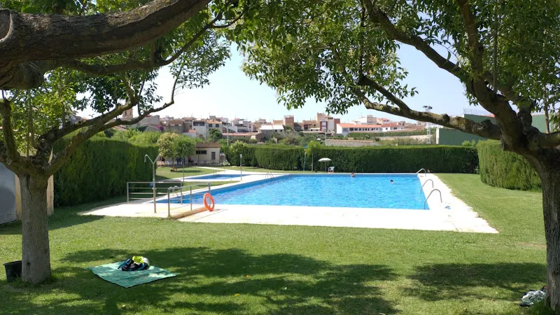 Piscina municipal - Piscina pública en Vilanova dAlcolea - foto 2