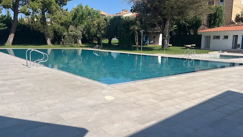 Piscina Pública Municipal de La Torre de l'Espanyol. - La Torre de lEspanyol