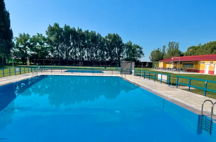 Piscina pública de Aldeaseca de la Frontera - Aldeaseca de la Frontera