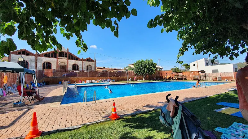 Piscina Pública Municipal de Marçà. - Piscina pública en Marca - foto 2