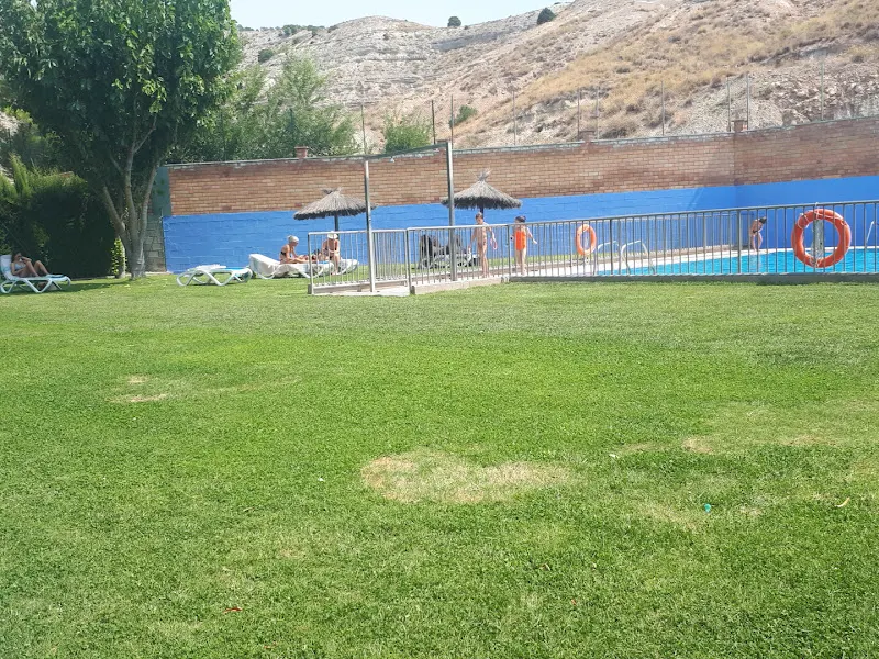 PISCINAS PUBLICAS - La Almolda