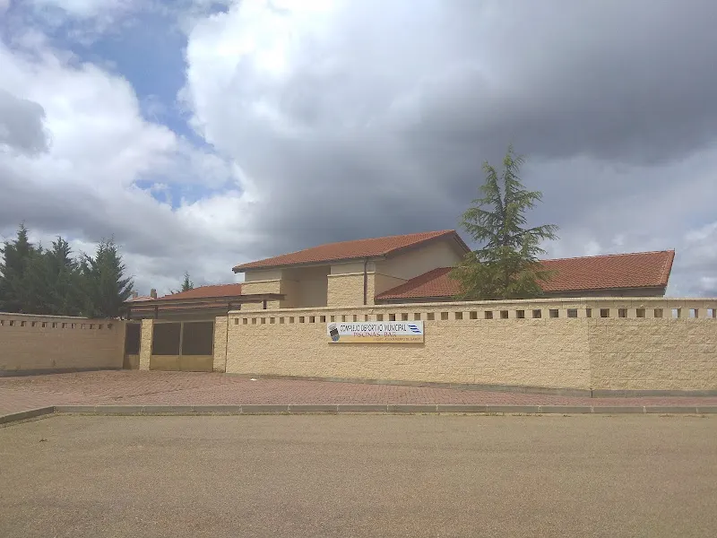 Complejo Deportivo Municipal - Garray