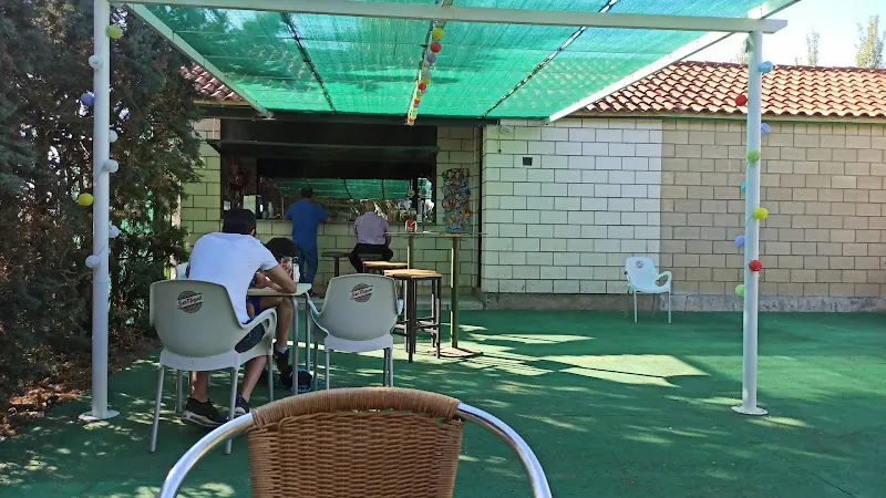 Piscinas Municipales - San Pedro de Latarce