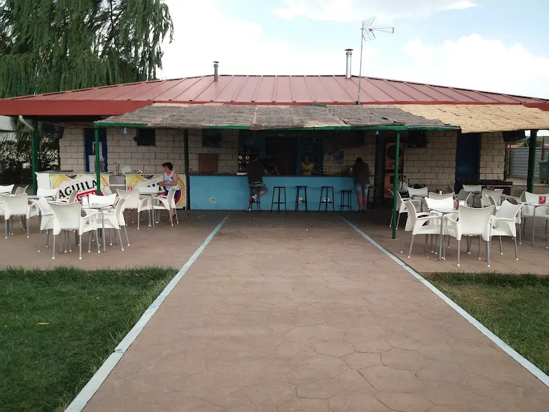 Piscina Pública Municipal de La Almarcha - La Almarcha