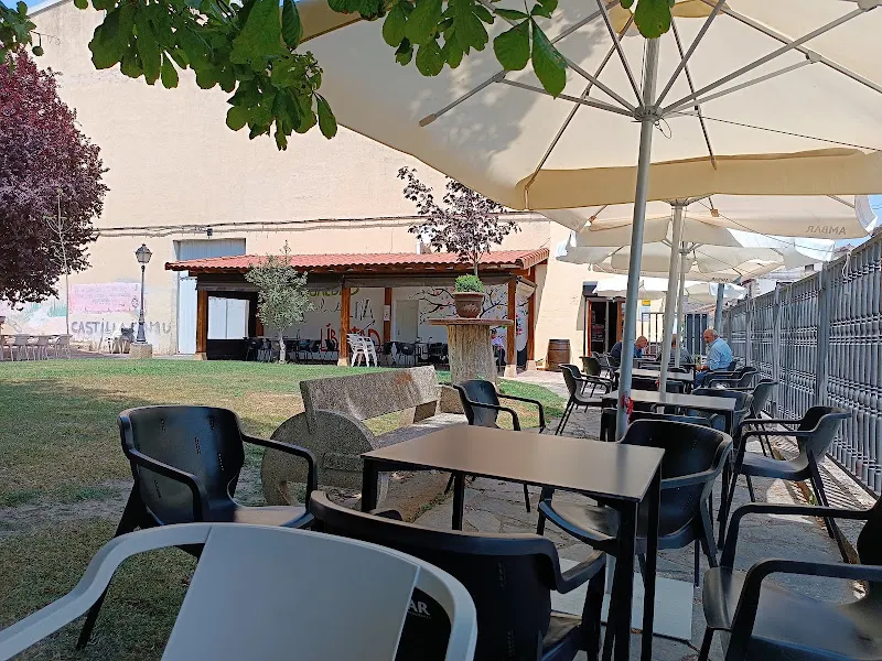 Polideportivo Municipal 🎾🏀 - Pancorbo