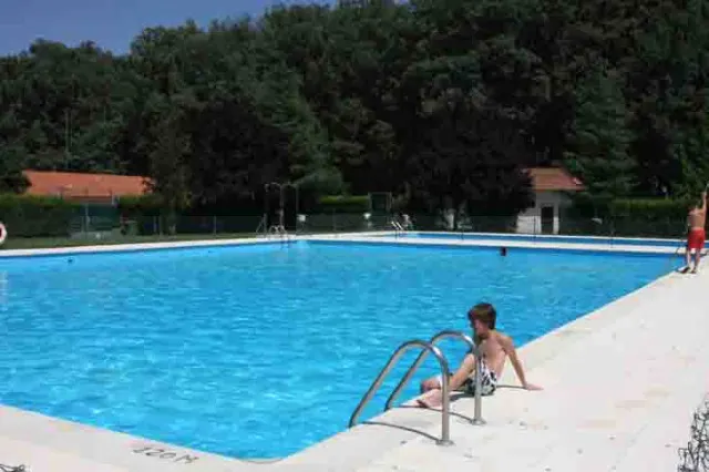Piscinas Municipales El Bardal - Navasfrias