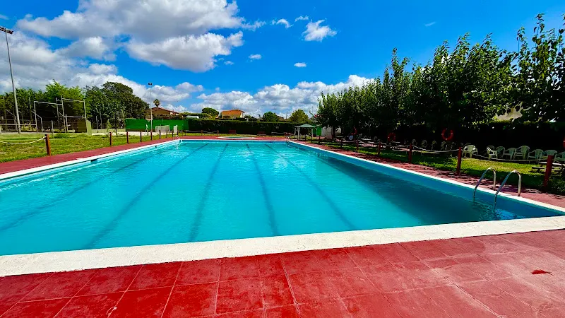 Piscina Casa Roja - Llorenc del Penedes