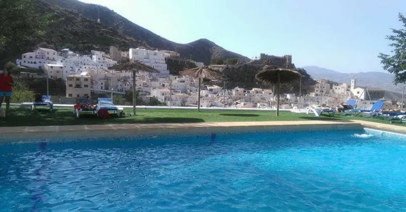 Piscina Municipal de Sierro - Sierro