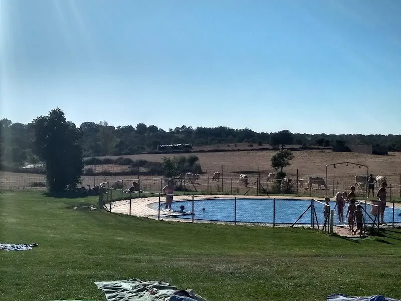 Piscinas Municipales de El Sahugo - El Sahugo