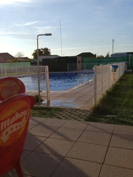 Piscina Pública Municipal de Urrea de Jalón. - Urrea de Jalon