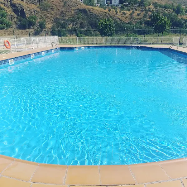 Piscina Pública Municipal de Carenas. - Carenas