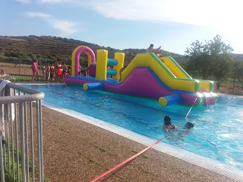 Piscinas Municipales de Rincón de Olivedo - Piscina pública en Igea - foto 2