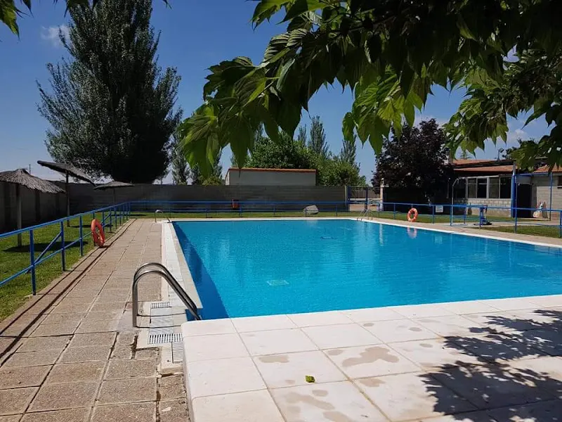 Piscina Pública Municipal de Mainar. - Mainar